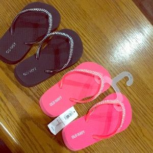 2 pair of girls flip flop sandals